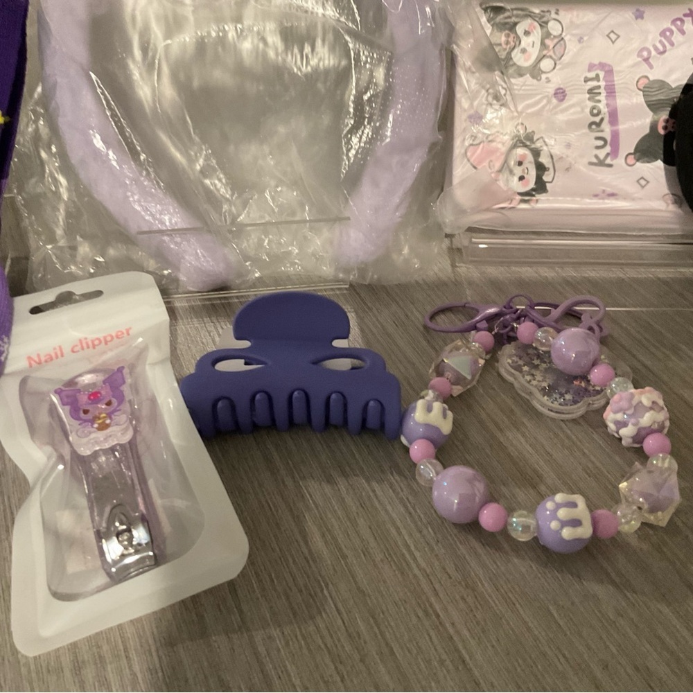 Kuromi 7 piece Bundle - Picture 3 of 7